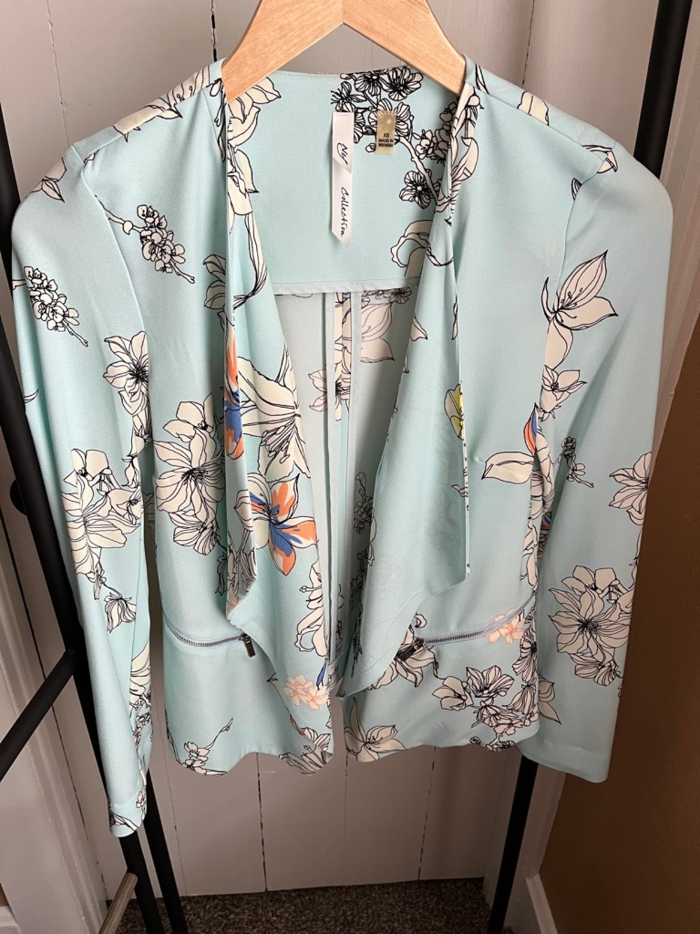 Women’s NY Collection Sea Green Floral Draped Blazer
